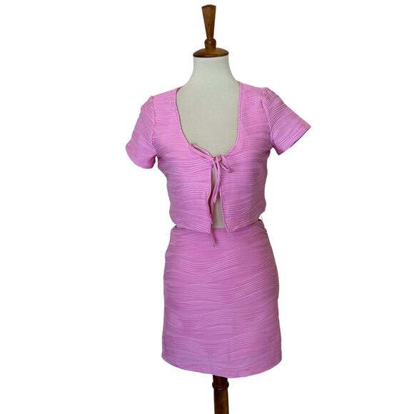 Superdown Crop Tie Top Mini Skirt Set Pink MEDIUM Bodycon Revolve Melissa NEW - Picture 4 of 7